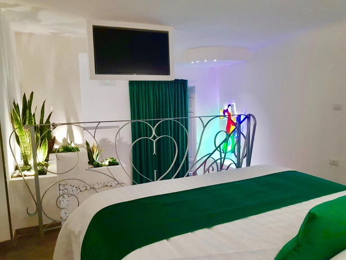 Governo Vecchio Guesthouse Navona โรม ภายนอก รูปภาพ